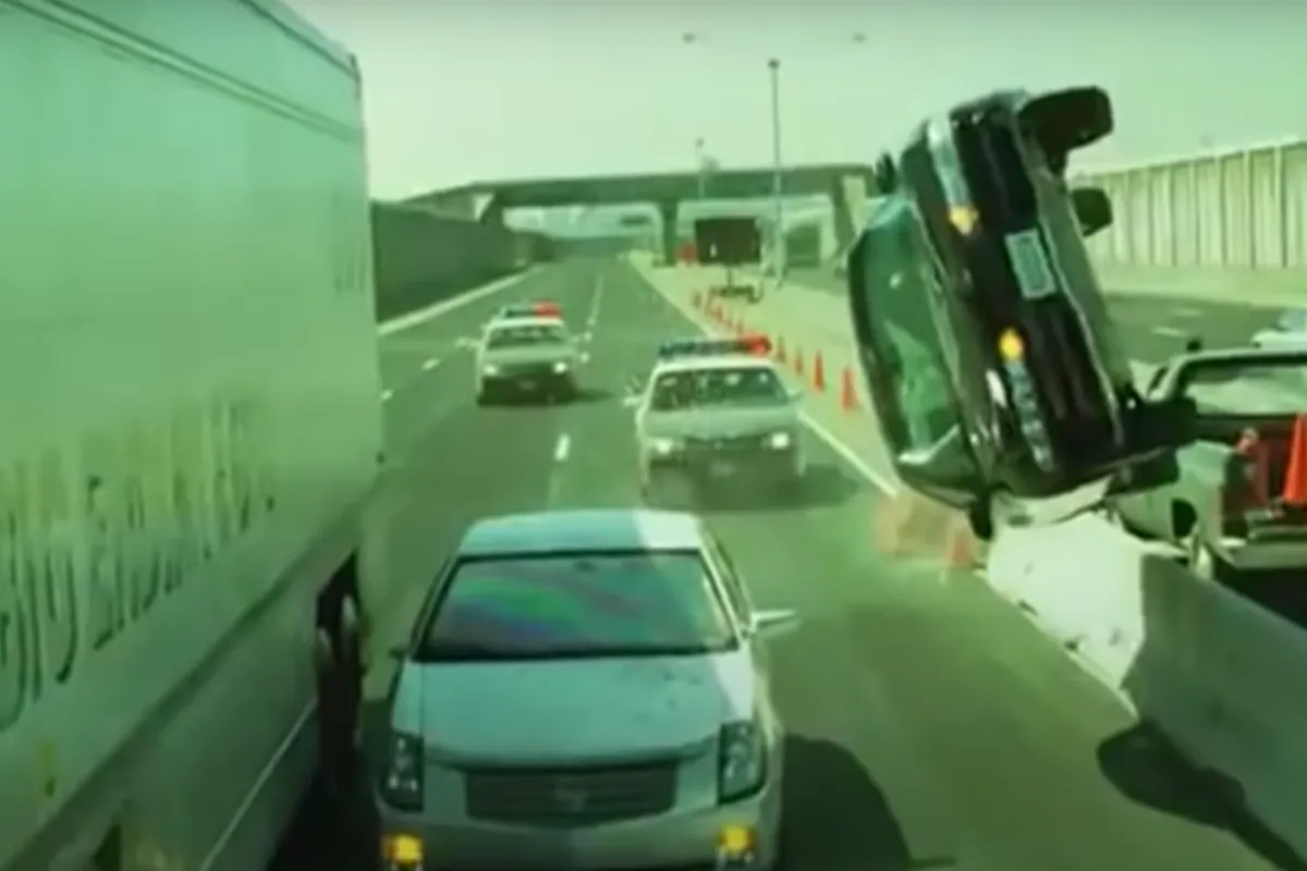 filmes que destruíram mais carros