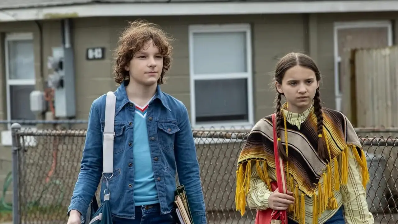 Foto de Madeleine McGraw e Mason Thames em "O Telefone Preto 2" (Universal Pictures)