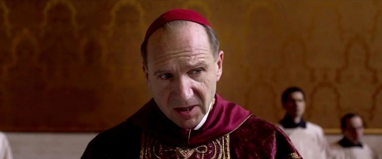 Ralph Fiennes em "Conclave" (Focus Features)