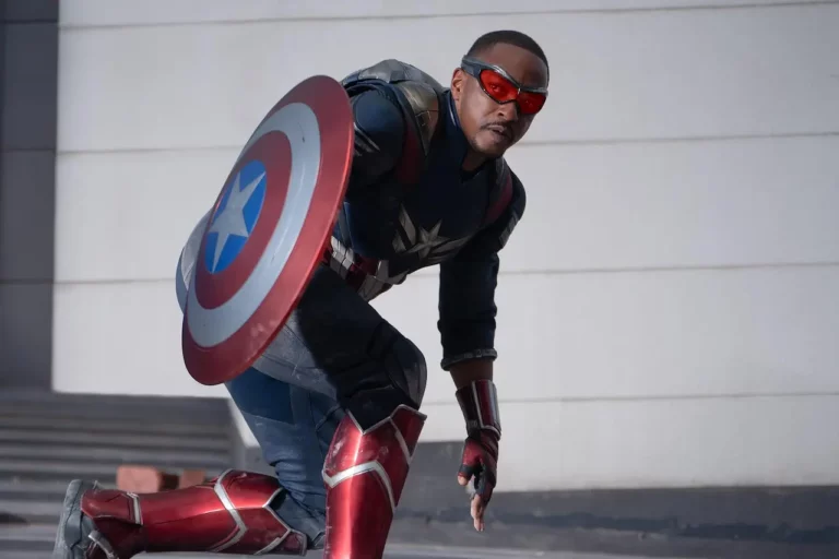 Anthony Mackie em "Capitão América: Admirável Mundo Novo" (Marvel)