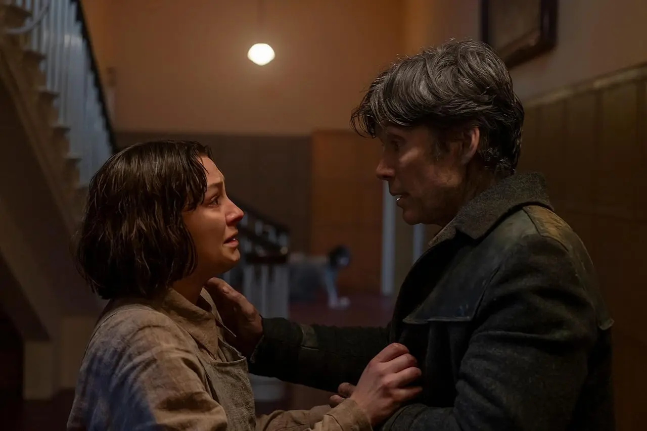Cillian Murphy e Zara Devlin em "Pequenas Coisas Como Estas" (Lionsgate Films, Roadside Attractions)