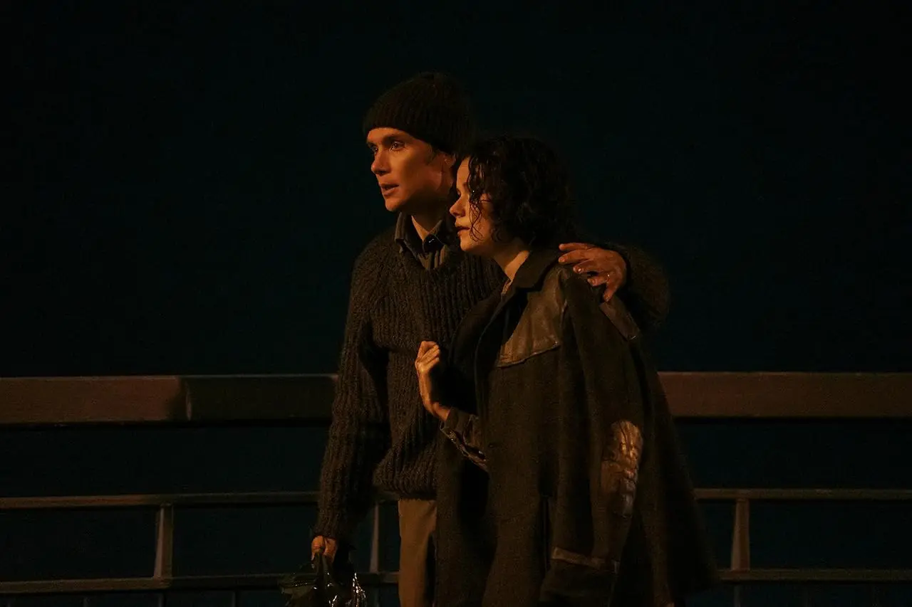 Cillian Murphy e Zara Devlin em "Pequenas Coisas Como Estas" (Lionsgate Films, Roadside Attractions)
