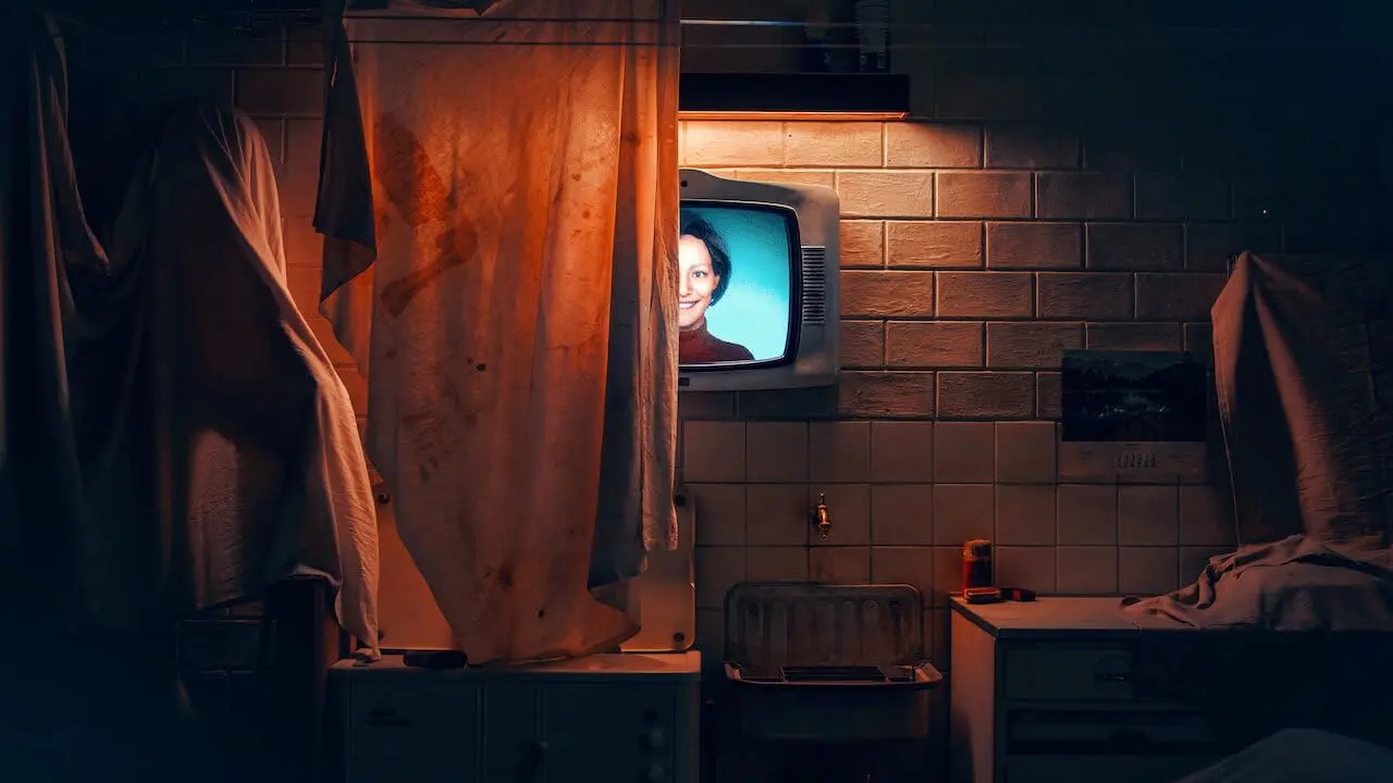 "Cassandra" (Netflix)