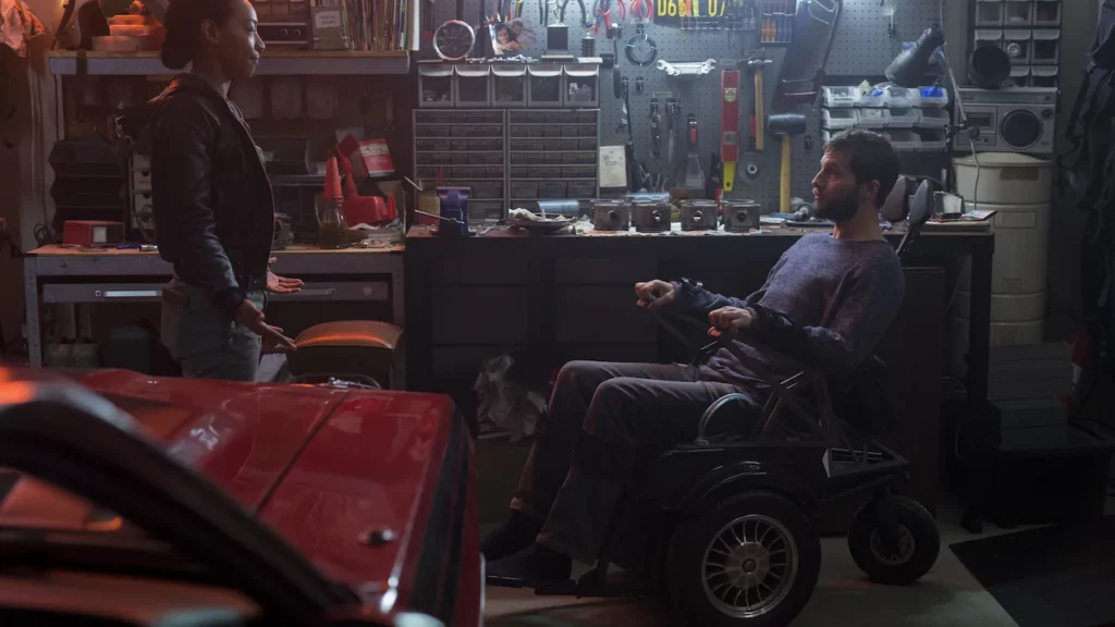 Logan Marshall-Green e Betty Gabriel em "Upgrade: Atualização" (Universal Pictures)