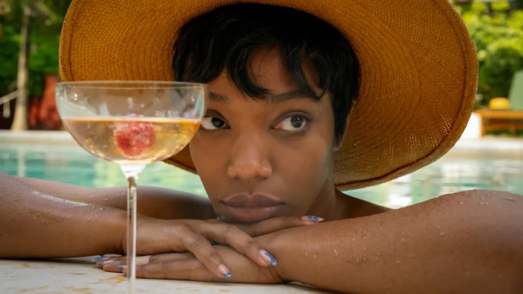Naomi Ackie em "Pisque Duas Vezes" (MGM)